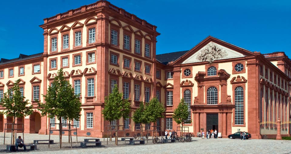 Shooting mit Joti I. und Sabine II. – das Mannheimer Stadtprinzenpaar